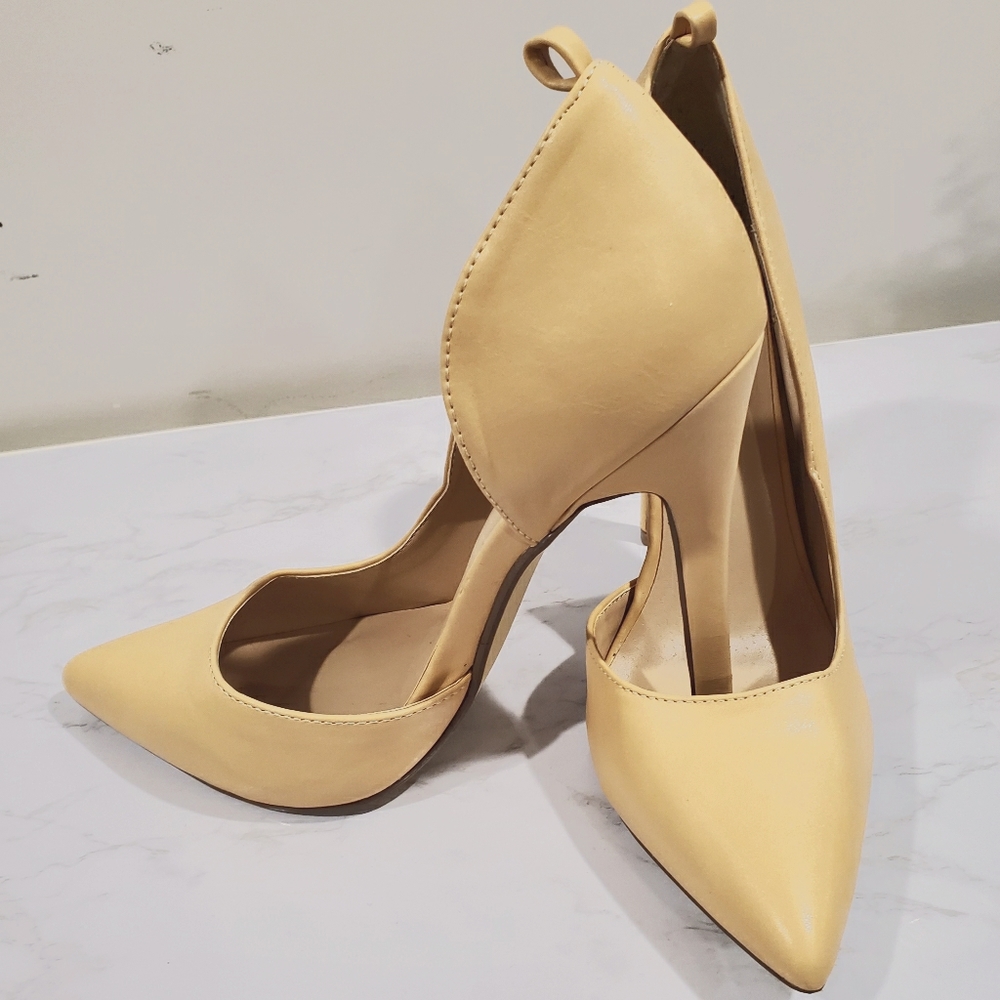 Tan JustFab stiletto heels